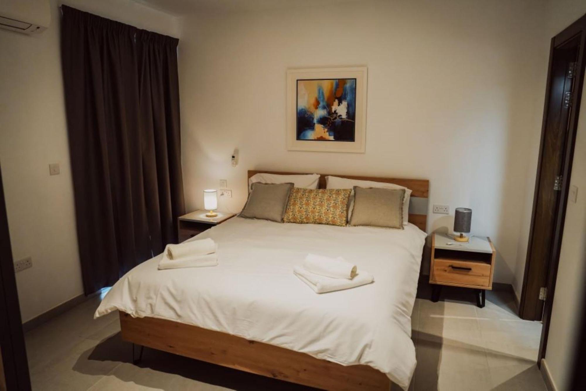 86 Spinola Bay Apartment Saint Julian's Ngoại thất bức ảnh